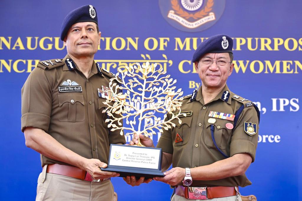 crpfindia's tweet photo. Force Welfare! 
@sthaosen, DG #CRPF, inaugurated a modern Multipurpose Hall at GC Gr Noida campus &amp; e-inaugurated Multipurpose sports complex at Sonipat and a Hall at GC Delhi as part of his deep commitment to providing modern facilities to CRPF personnel and their families. https://t.co/ULX0W1ODCA