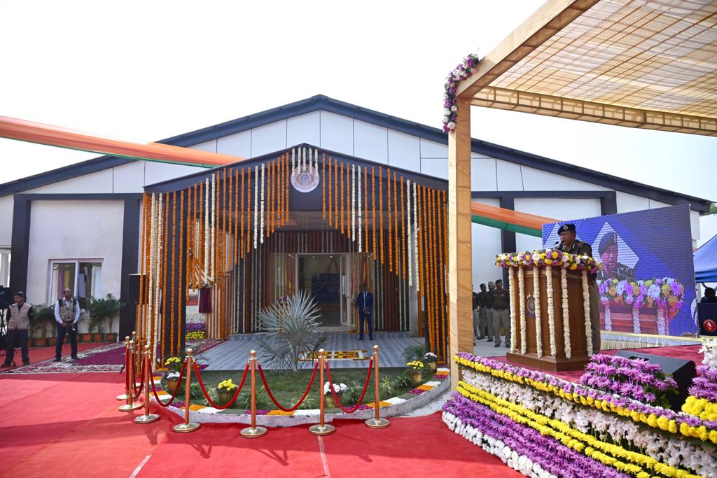 crpfindia's tweet photo. Force Welfare! 
@sthaosen, DG #CRPF, inaugurated a modern Multipurpose Hall at GC Gr Noida campus &amp; e-inaugurated Multipurpose sports complex at Sonipat and a Hall at GC Delhi as part of his deep commitment to providing modern facilities to CRPF personnel and their families. https://t.co/ULX0W1ODCA