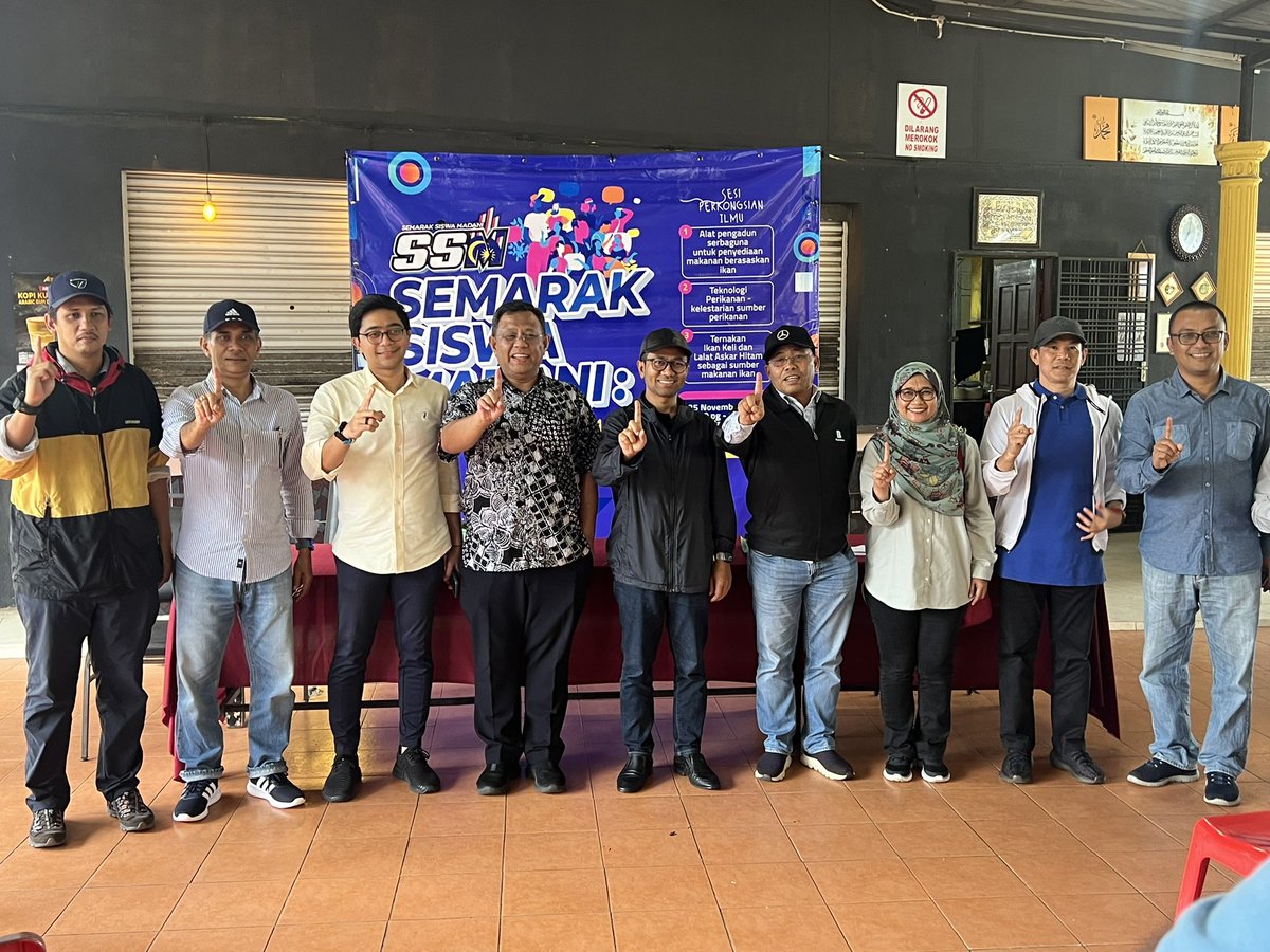 umtholdings's tweet photo. 𝟮𝟱 𝗡𝗢𝗩𝗘𝗠𝗕𝗘𝗥 𝟮𝟬𝟮𝟯 | 𝗣𝗥𝗢𝗚𝗥𝗔𝗠 𝗦𝗘𝗠𝗔𝗥𝗔𝗞 𝗦𝗜𝗦𝗪𝗔 𝗠𝗔𝗗𝗔𝗡𝗜
#gobeyond #universitimalaysiaterengganu
#umtjayaholdings #umtjconsultancyservices #umt #umtj #umtjcs #akuatropsdnbhd https://t.co/7Y6SyotGwO
