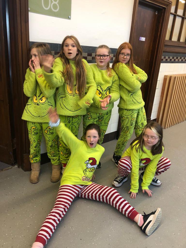 AyrGrammar's tweet photo. “If I can’t find something nice to wear I’m not going“ -The Grinch #pyjamaday2023 #Grinchstyle https://t.co/JX776G5hde