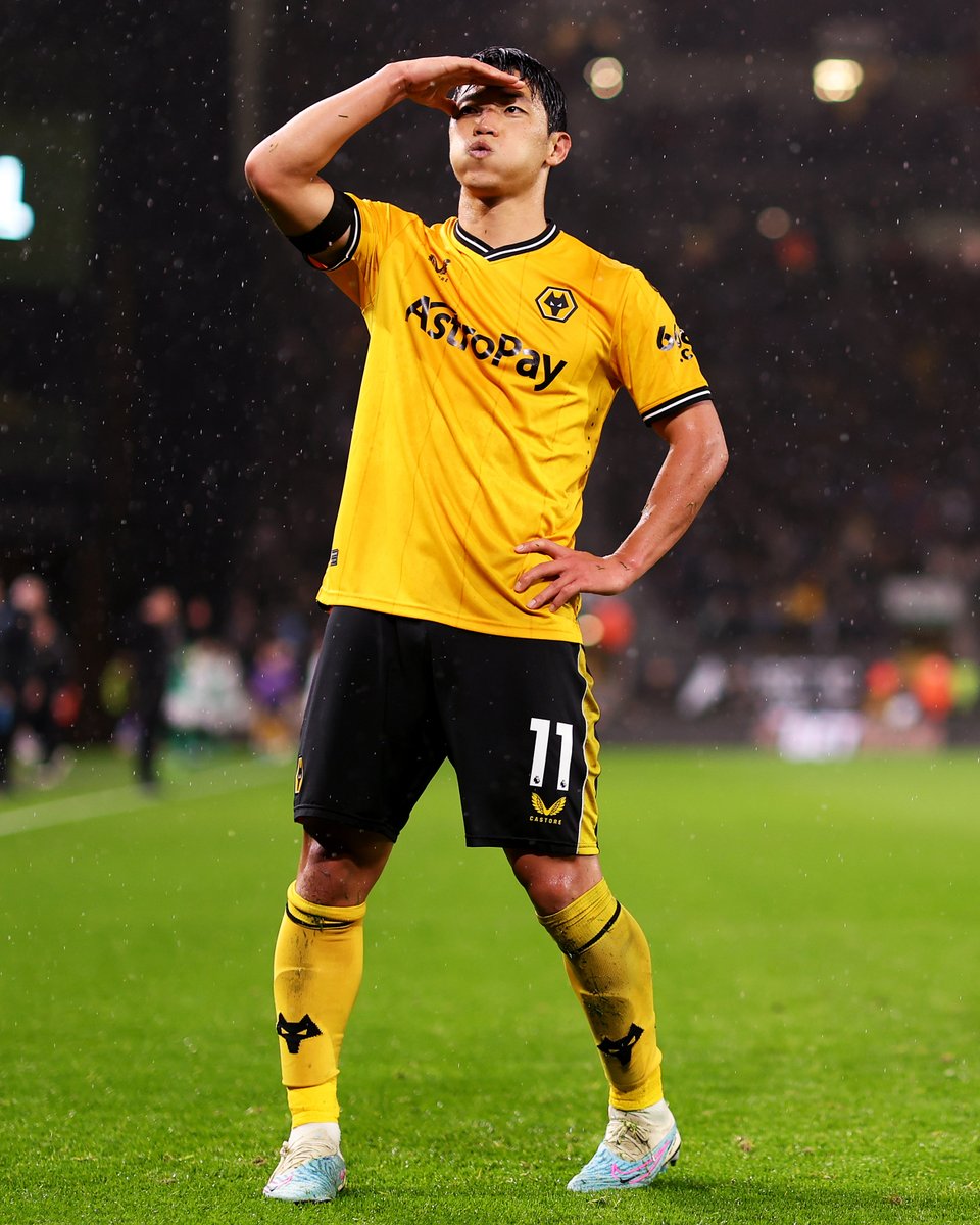 OfficialFPL's tweet photo. Time for some #FPL price risers 📈

Sterling – £7.0m
Guehi – £4.7m
Branthwaite – £4.1m
Palmer – £5.3m
Hwang – £5.6m https://t.co/pkeZPrpYko