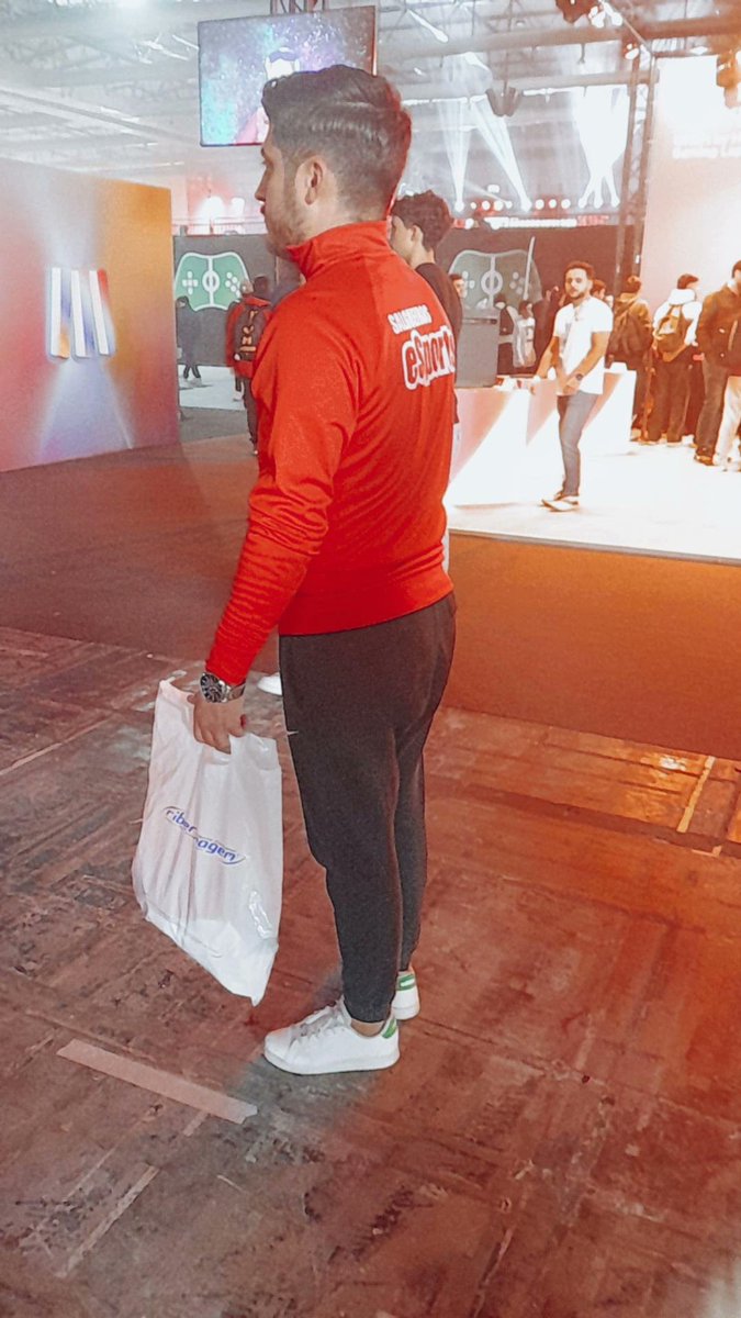 Os nossos atletas continuam presentes na @meoXLgames 🤟🎮

#meoxlgames #salgueirosesports