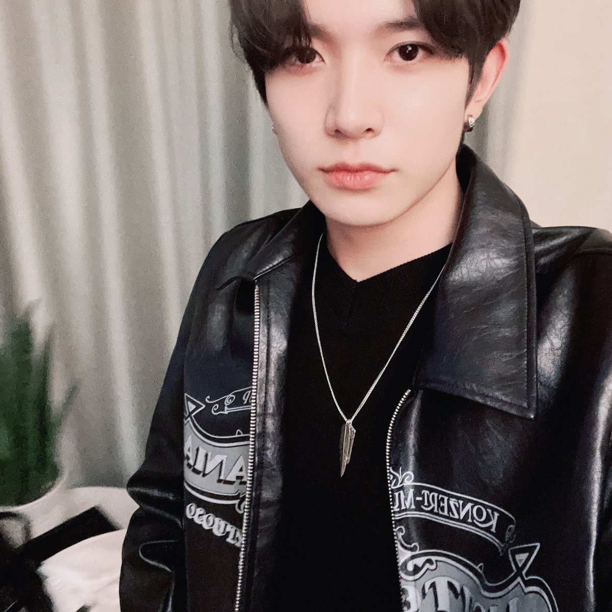 lostflms's tweet image. Back to my first love. 🥁