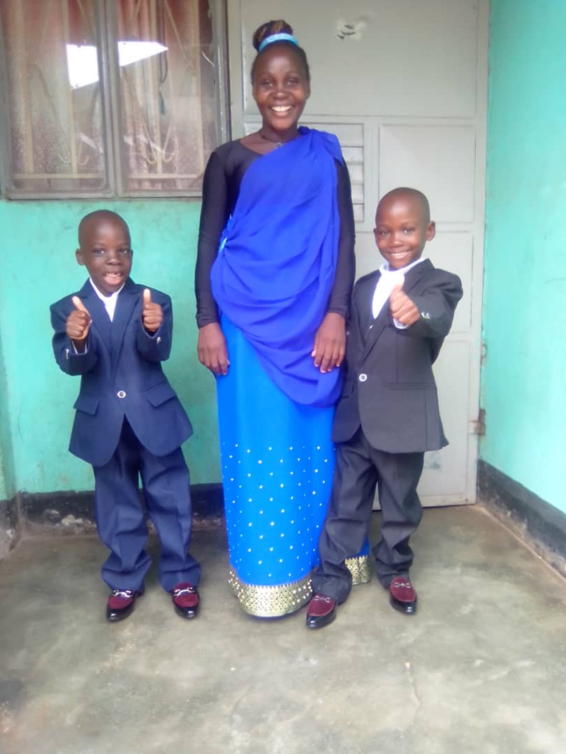 MuwadaTamale3's tweet photo. The Tamale muwada family https://t.co/HFwc1EjBOt