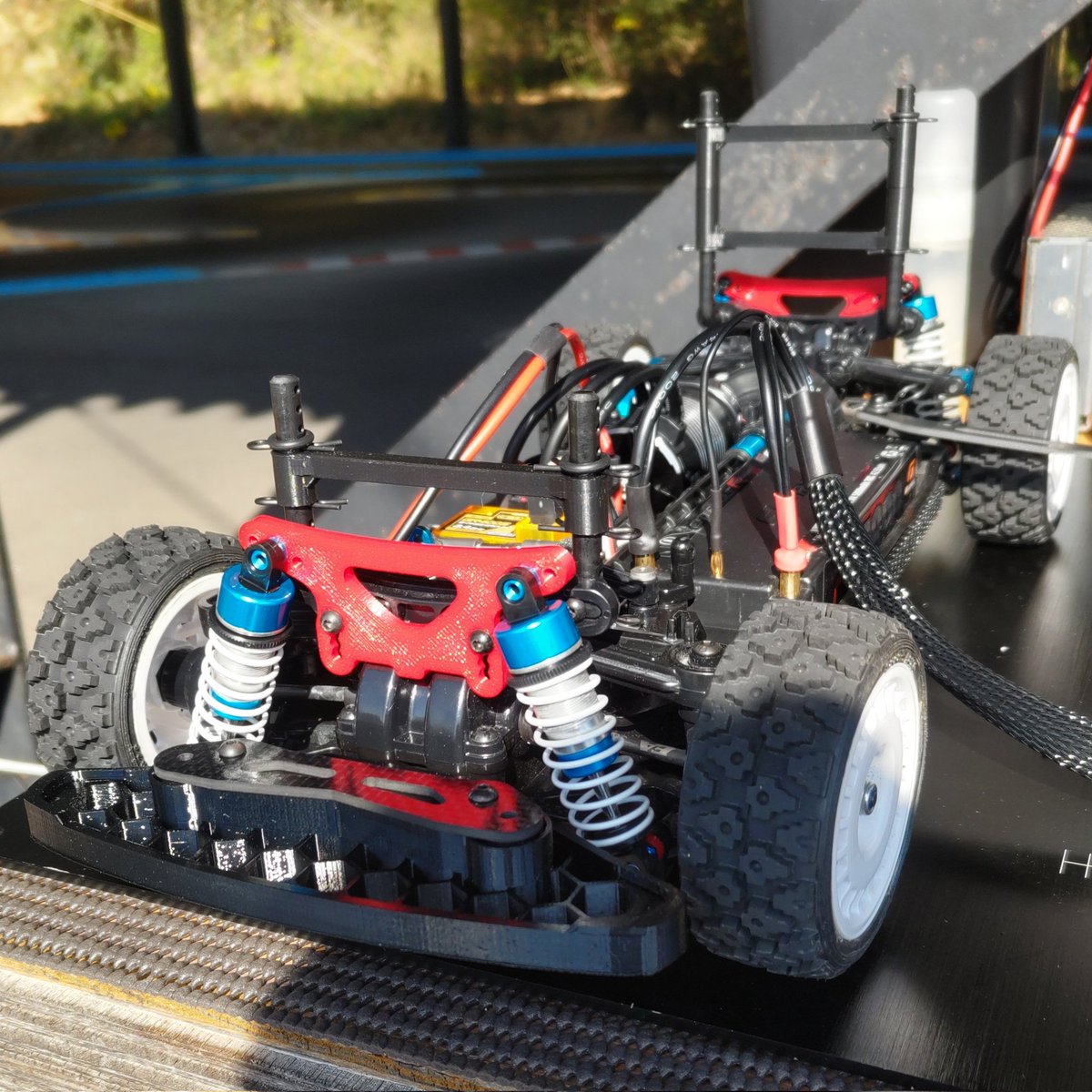 HighVoltageRCjp's tweet photo. 本日もGRスープラセーフティーカーのデモランで笑っていただきました🤣🤣🤣

#ラジコン　#モデルマート　#佐賀 https://t.co/QFRTPrf2Hi
