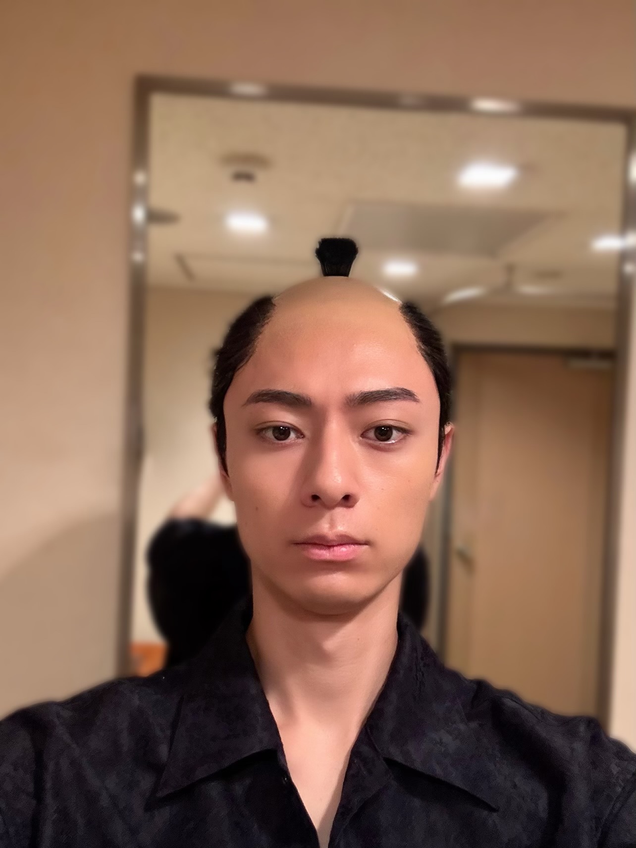 作 間 龍 斗