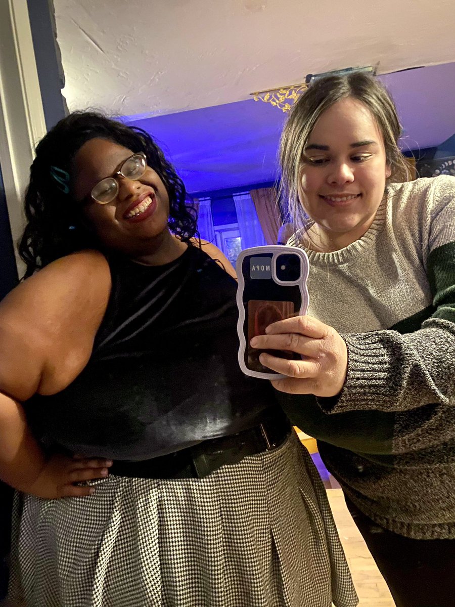 brandidelrey_'s tweet photo. Yeah we do 💜 #branvan @vanxrae https://t.co/Aqm4uQUIoT