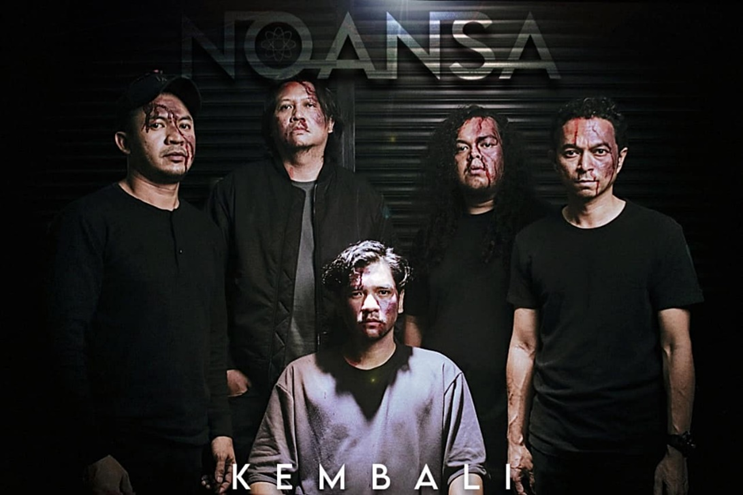 Ikuti mereka di:
Instagram - instagram.com/noansaband/
Tiktok - tiktok.com/@noansaband 
Facebook - 
Video muzik rasmi - youtube.com/watch?v=cuPX1-…