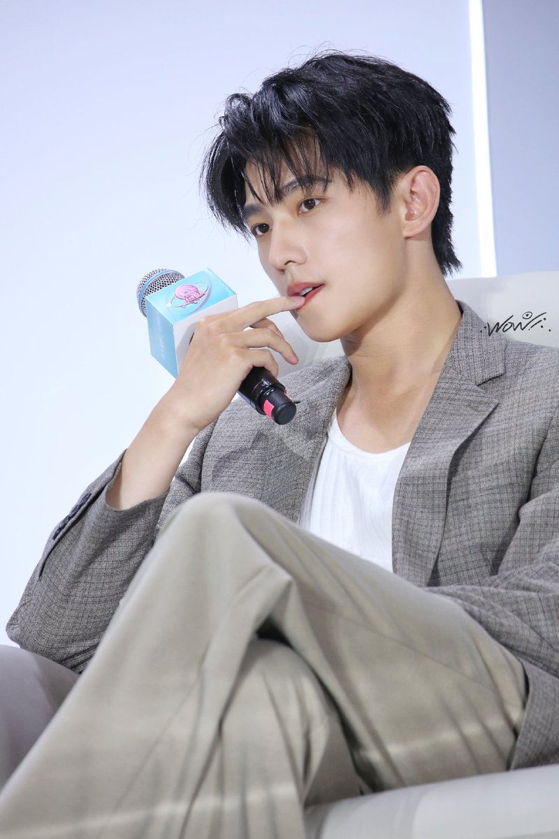 YANG YANG 杨洋 tweet media