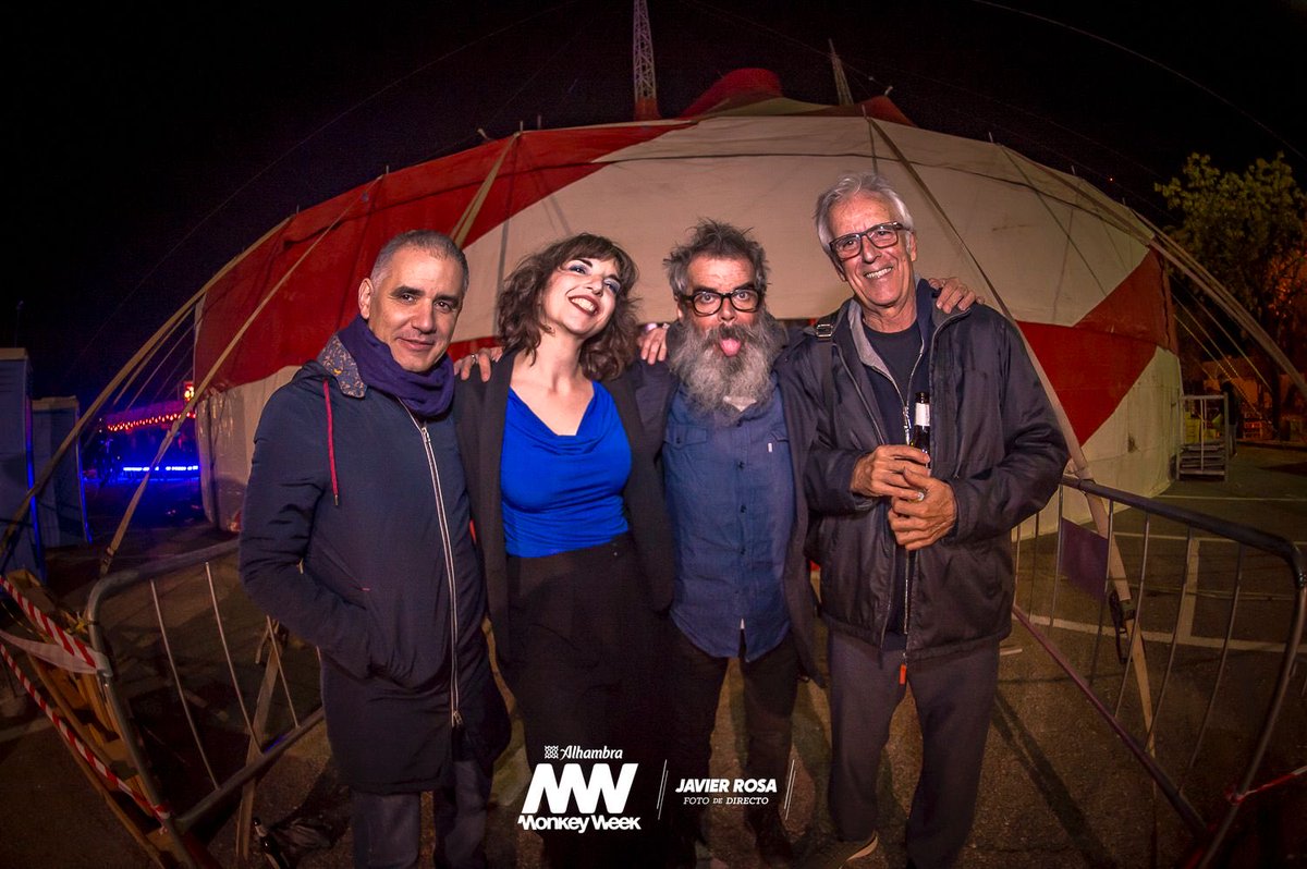 ¡Viva VENENO, viva Sevilla!
Anoche disfrutamos los cuatro como críos en escenario. 
Gracias ⁦⁦<a href="/Monkeyweek/">Monkey Week SON Estrella Galicia</a>⁩ 🐒
📸:⁦<a href="/javierphotorosa/">Javier Rosa</a>⁩