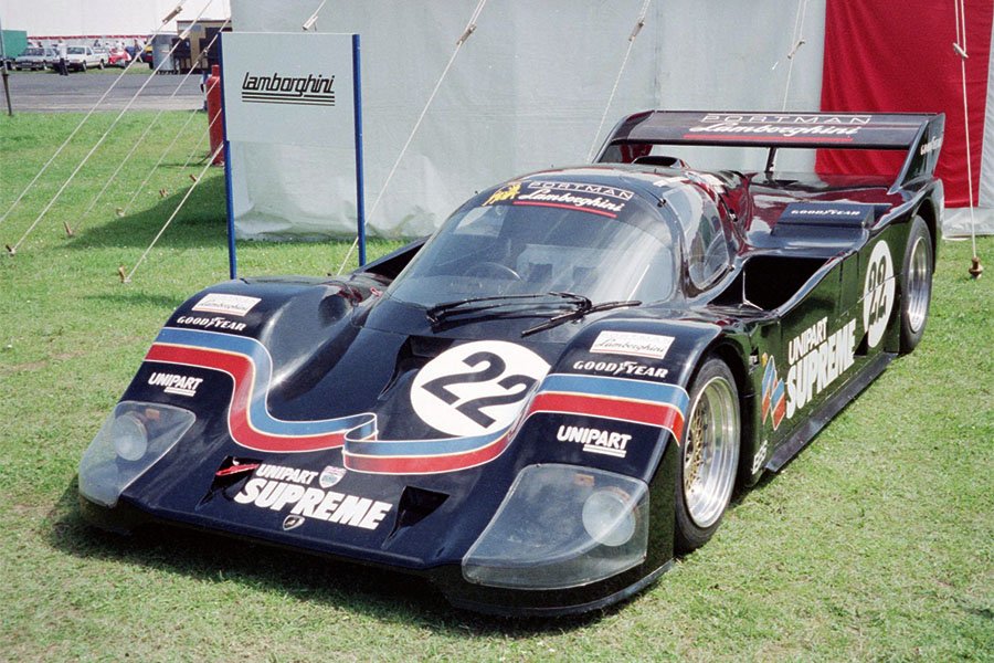 IWasBornIn1975's tweet photo. The Lamborghini SC63 joins the Hypercar grid in 2024, but who remembers a couple of other Lamborghini powered sports cars??

1986 - Lamborghini Countach QVX (5.7L V12)
1991 - Konrad KM–011 Lamborghini (3.5L F1 V12)

#Hypercar #IMSA #FIAWEC #SportsCars #GroupC1 #LMDh #LMH https://t.co/WS1eVa43Ql