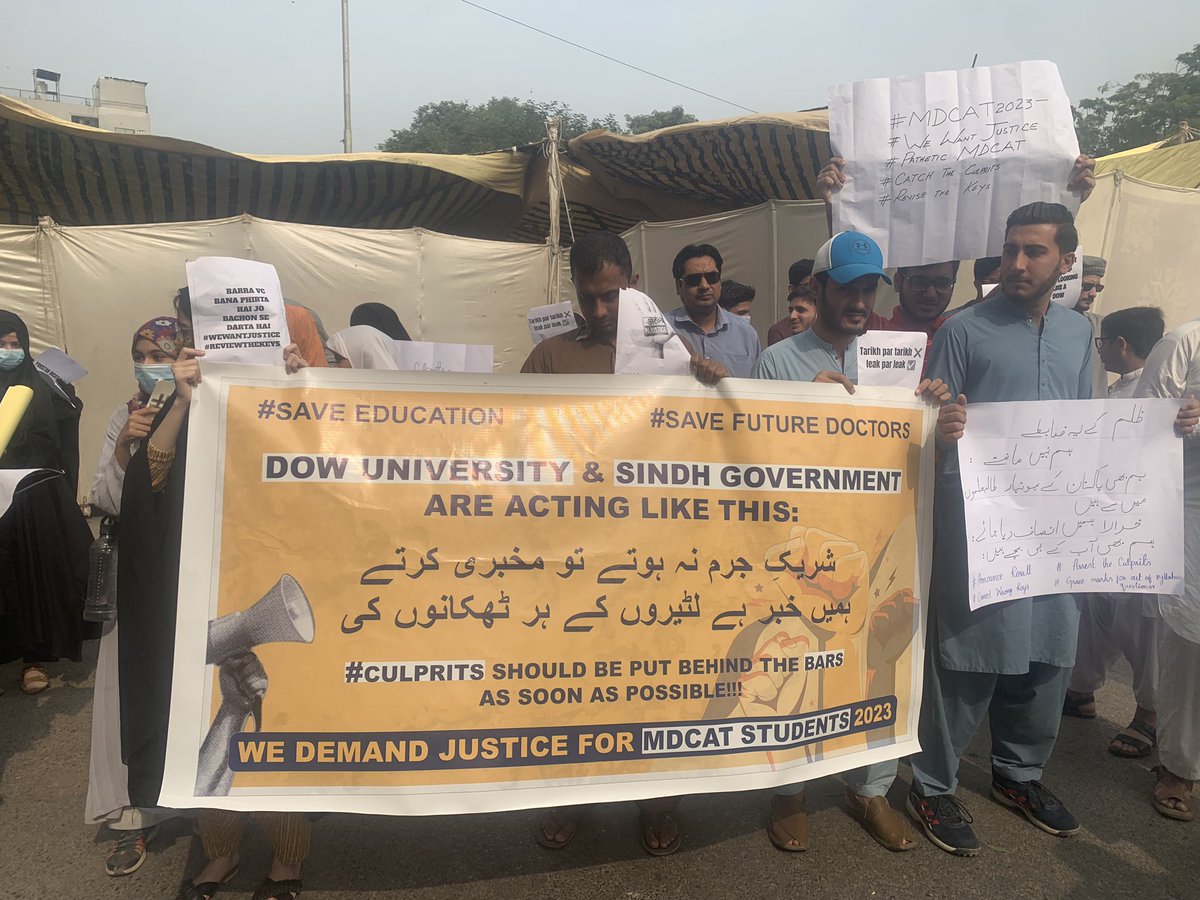 drmakhdoom2003's tweet photo. We demand justice for mdcat students 
 #werejectduhsresults 
@KamranTessoriPk 
@SindhCMHouse @MaqboolBaqar @SindhGovtPk @SindhHealthDpt @CyberCrimeFIA  @BoLNews_Alert @ARYNEWSOFFICIAL @geonews_urdu @MNB https://t.co/qRhkCLyAcw