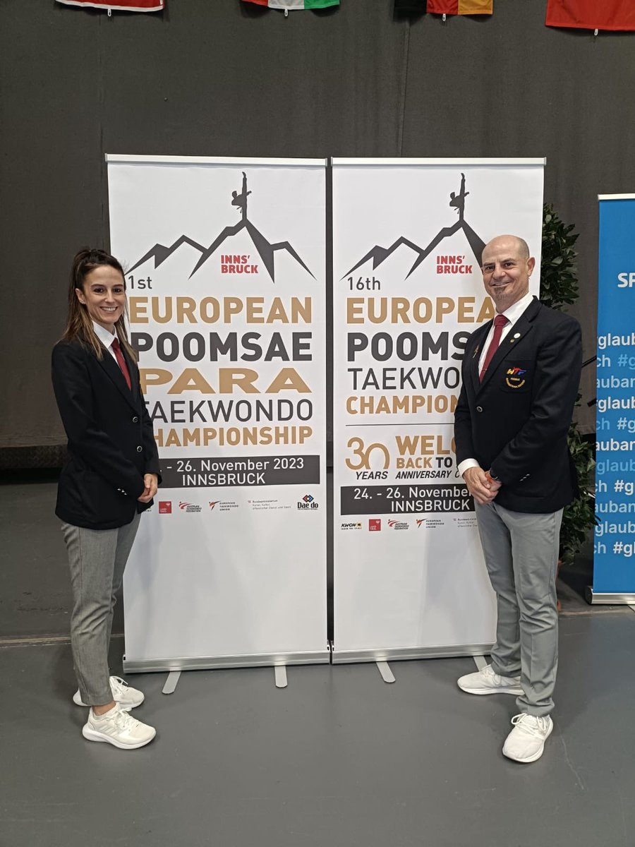 Nuestros árbitros en el europeo de poomsae 2023. Pablo García y Paula Remirez.
