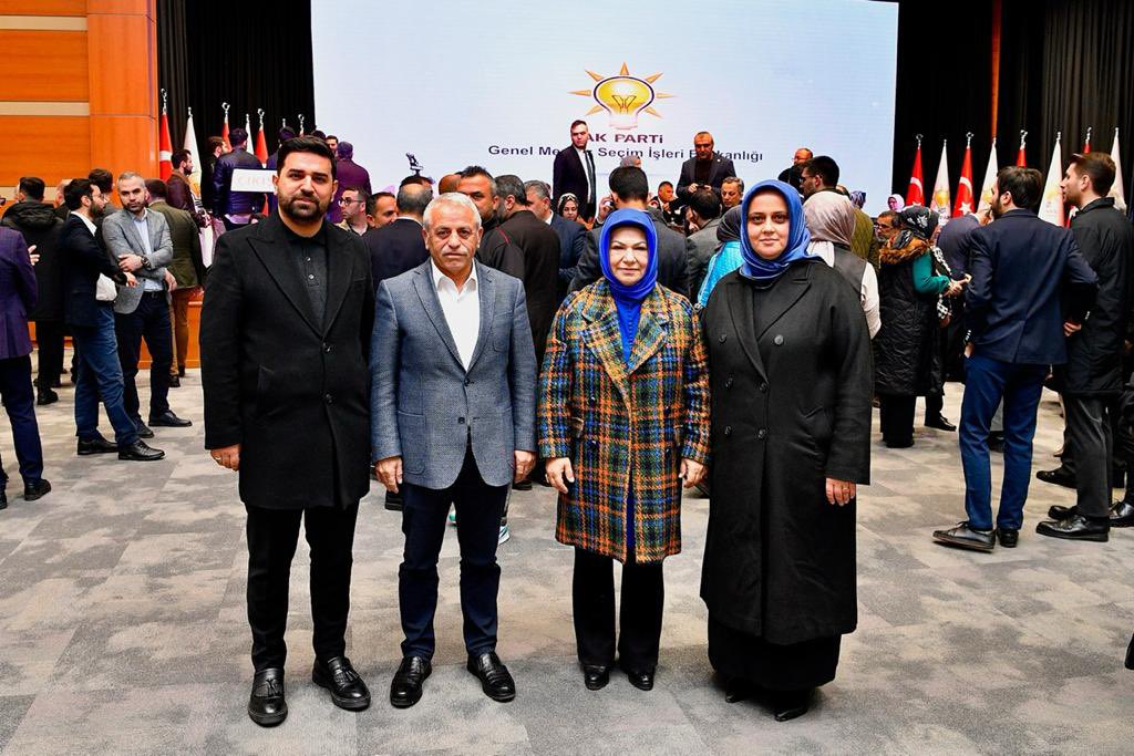 SeymaDgc's tweet photo. 📍AK Parti İstanbul İl Başkanlığı 

31 Mart Mahalli İdareler Seçimleri vesilesiyle düzenlenen temayül yoklamasında kıymetli teşkilatımızla birlikte oyumuzu kullandık.

İstanbul’umuz ve Sancaktepe’miz için hayırlara vesile olsun. Durmak yok, yola devam! 

@osmannnurika @MEjderBatur