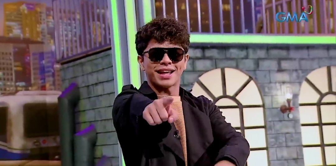 So pogi naman po.

ARAT KOKOY BBLGANG
