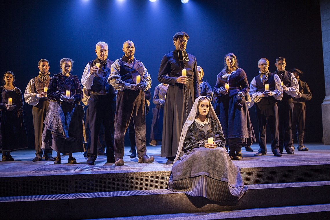 bdelourdesmusic's tweet photo. Jour 2 au @zenithdelille, et cet après-midi c’est COMPLET ! Hâte de partager avec vous la fascinante histoire de #BernadetteSoubirous ✨
#bdelourdes #spectacle #musical #comediemusicale #sortiralille #spectaclelille
© Laurent Attias / Huguette & Prosper https://t.co/rPLxO6DQhI
