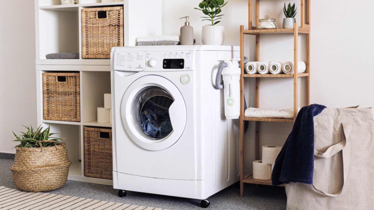 Hilfe, meine #Waschmaschine #verfusselt meine Kleidung

Ob bei einer neuen oder bereits in die Jahre gekommene Waschmaschine - über Probleme mit der gewaschenen Wäsche beklagen sich viele Menschen. Die häufigsten Probleme sind dabei stark verfusselt...

frauenseite.ch/frauenseite/se…