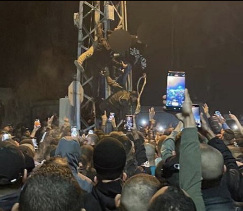 Oli London tweet media