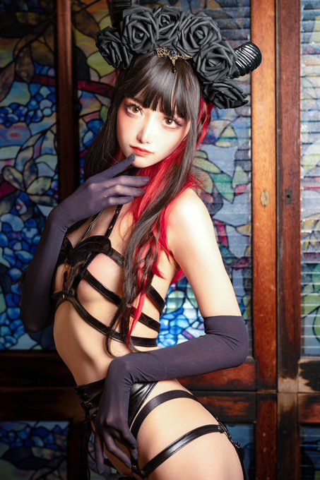 コスプレイヤーしろさきのTwitter画像18