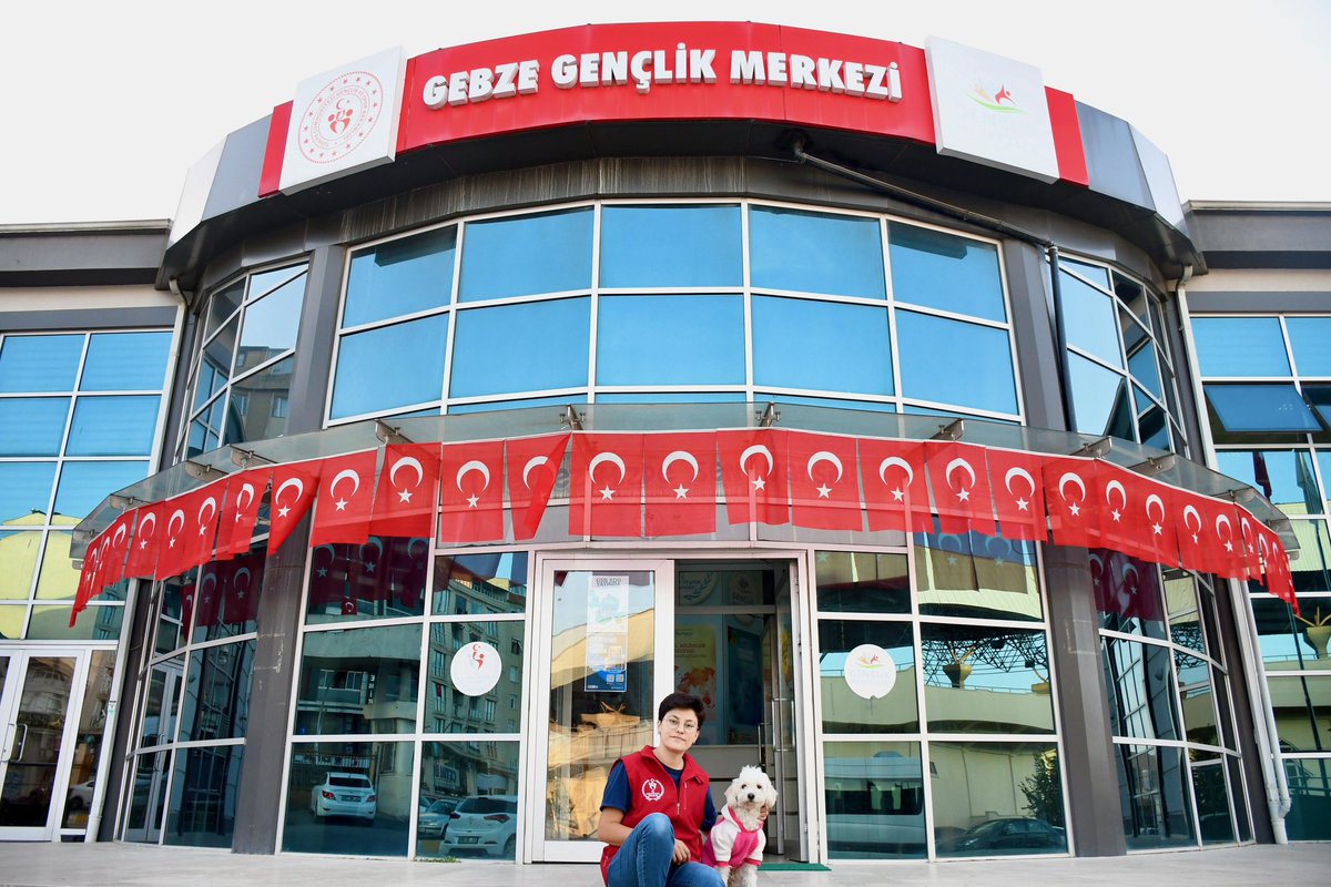 gencliksporbak's tweet photo. Gebze Gençlik Merkezimizin gönüllü patisi dünya tatlısı Mila ile iyi pazarlar dileriz! 🌸🐾  #GönüllüPati https://t.co/Vvxq0XEw8m