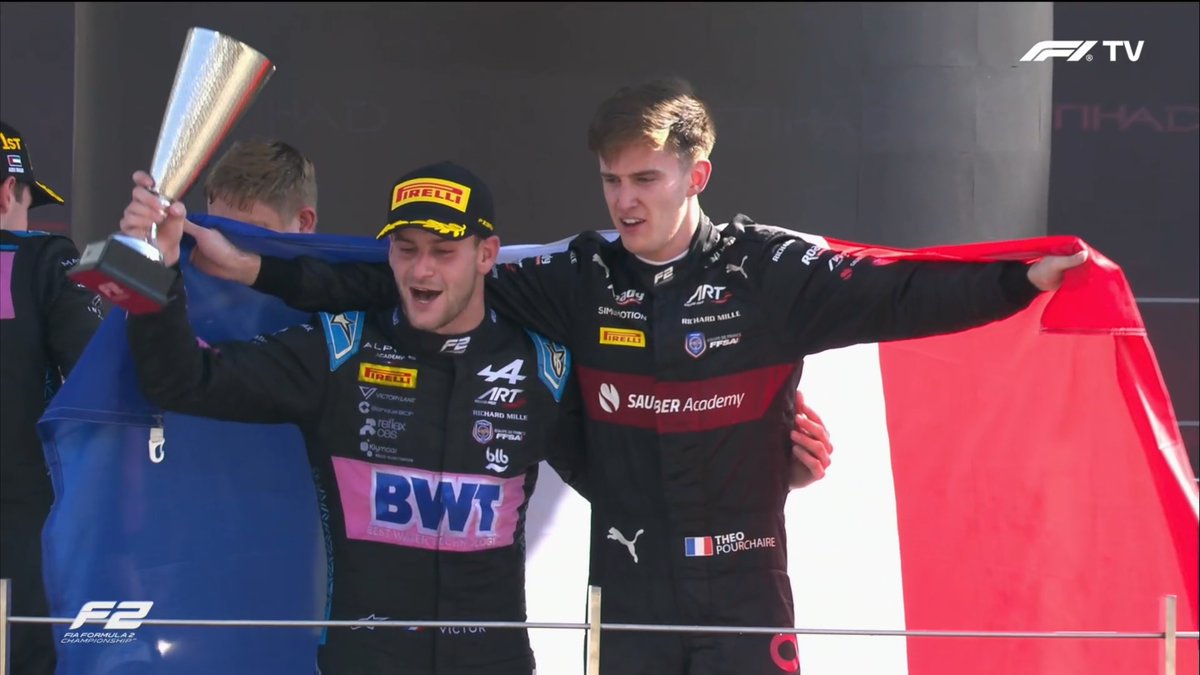 La belle image 🇫🇷🇫🇷

Victor et Théo sur le podium 💪

#F2 #AbuDhabiGP 🇦🇪
