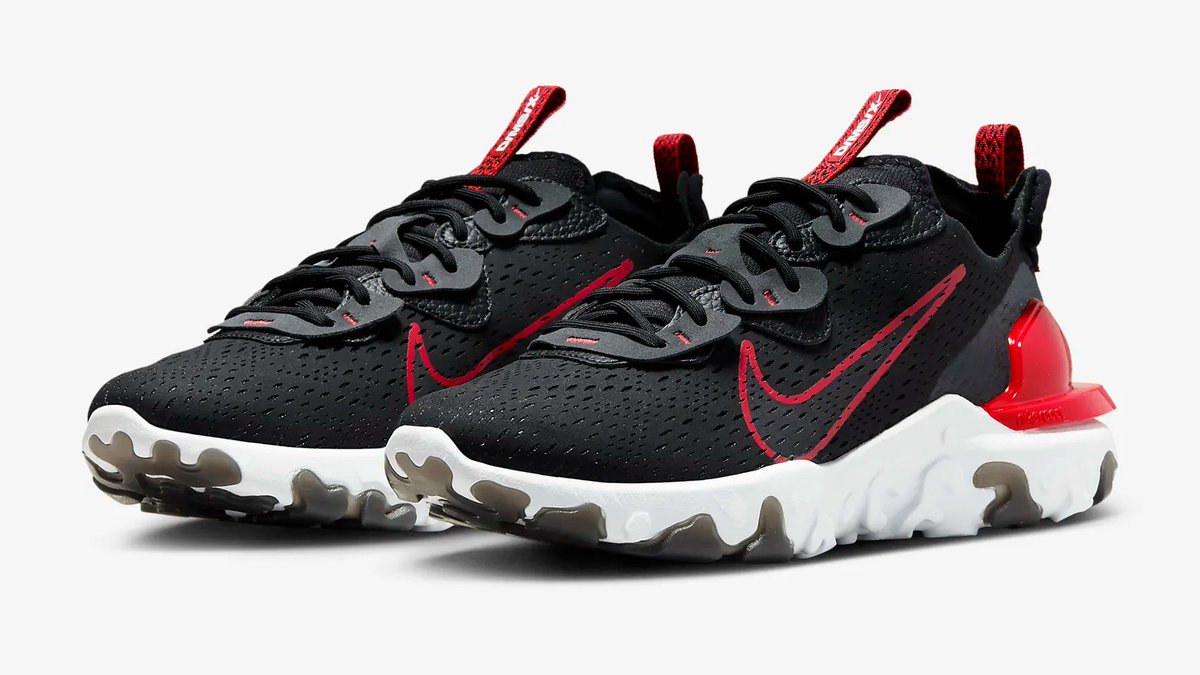 STEAL: Nike React Vision 'Bred'
NOW ONLY £53.98 with code SPRINT23 (RRP £120)

BUY HERE > tinyurl.com/yrh4krmv