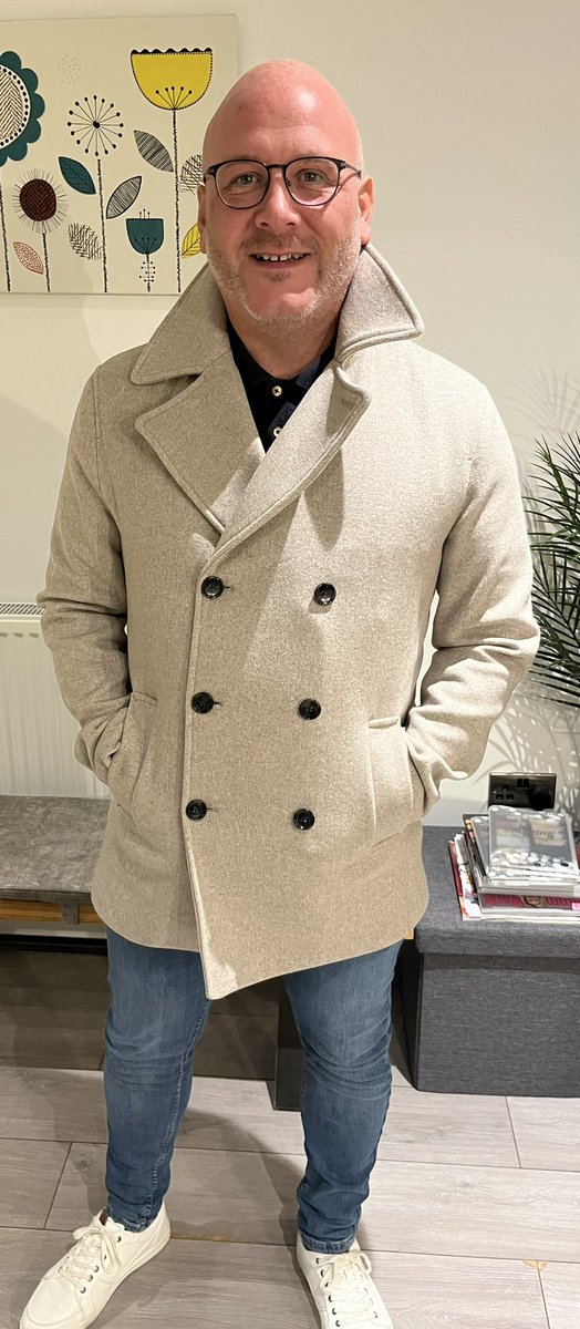 theianboden's tweet photo. New jacket! Love it @nextofficial ❤️ https://t.co/rJ5ief1hLN
