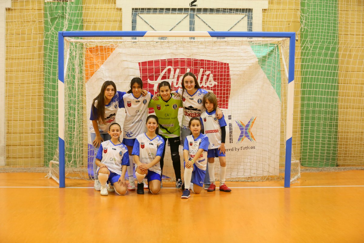 WanapixInter10's tweet photo. Ayer, parte de nuestra cantera estuvo presente en el partido contra @PenyaEsplugues 

Siempre lo hemos dicho y siempre lo mantendremos, ¡¡La élite está en la base!!

#VolvemosMásFuertes https://t.co/cdYWn0BpjX