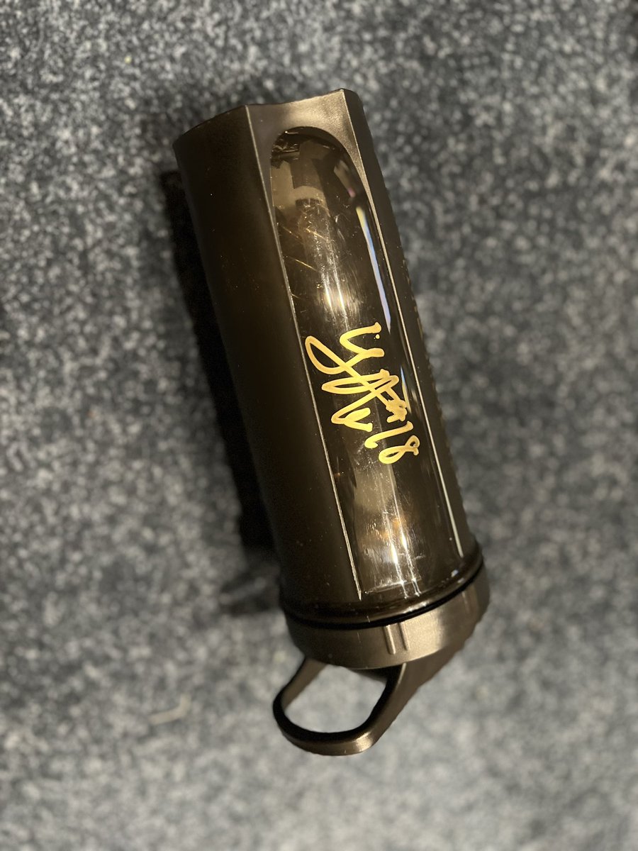 FuVUo4mbMuZGaJS's tweet image. 母が、当たったのをくれました😭
嬉しすぎます💓

@wacchi1013