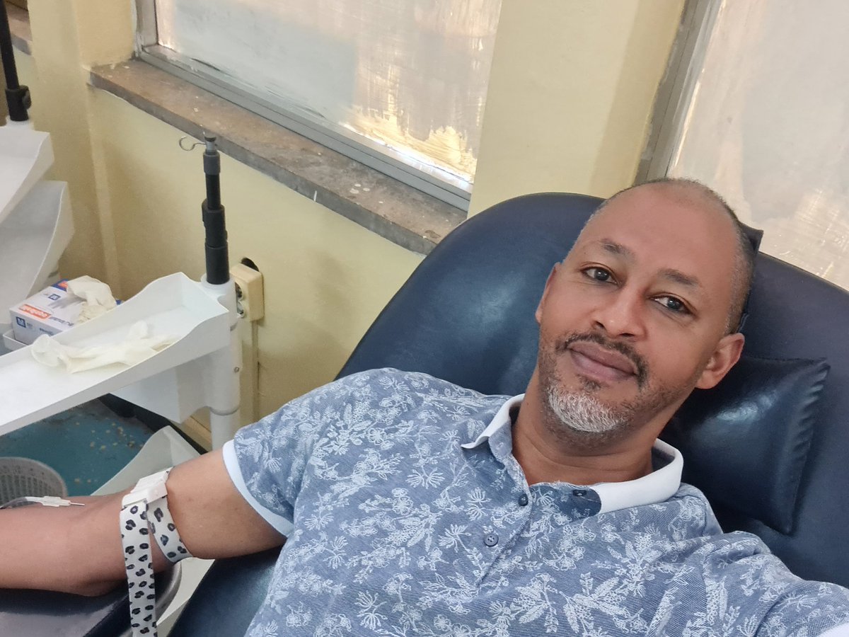 BrookTefera1's tweet image. Excited to meet this dedicated sister who had donated for over 90 times. A role model &amp;amp; a proud moment to spend on her company.

My #41 &amp;amp; counting....

#blooddonation 
#itsagoodday 
#goodcause