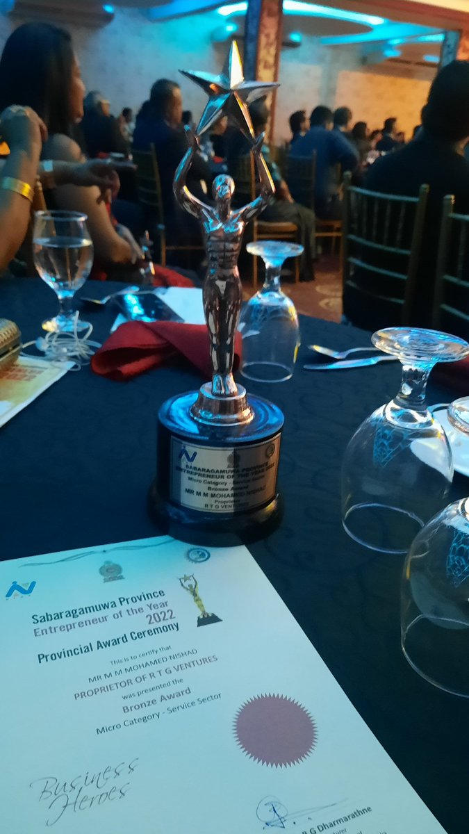 neoreo_terrex's tweet photo. Honored and humbled to receive the Sabaragamuwa Province Best Entrepreneur of the Year 2022 (Bronze Award) in the Micro Scale - Service Sector 🏆

This is not just a recognition of my efforts but a celebration of every challenge and lessons learned. 

Excited for what lies ahead! https://t.co/kNeXB5a56P