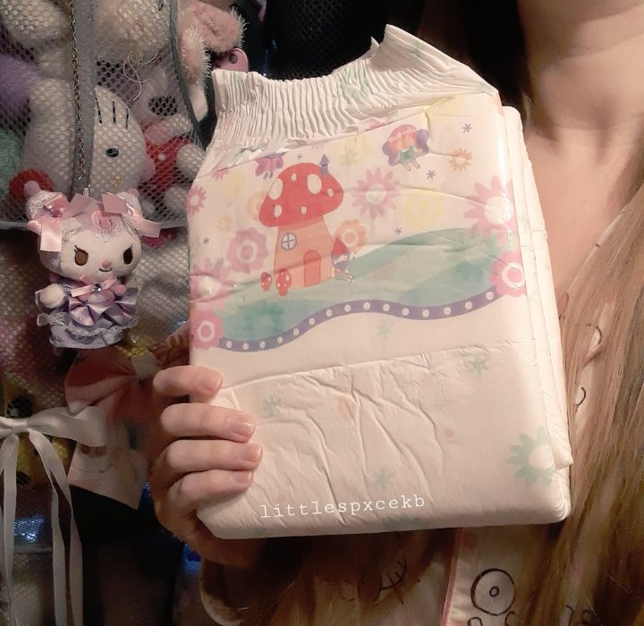 Let me make you feel better 😘🍼
#abdl #abdldiaper #abdldiapergirl