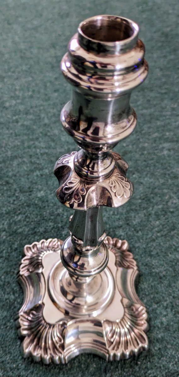 Malpoet's tweet photo. Solid silver George II style candlestick. Nice table centre piece starting at very low price. Bid now.
#Silver #candlestick #GeorgeII #candle #tableware

https://t.co/PALy816t1I https://t.co/sLkfWb97OA