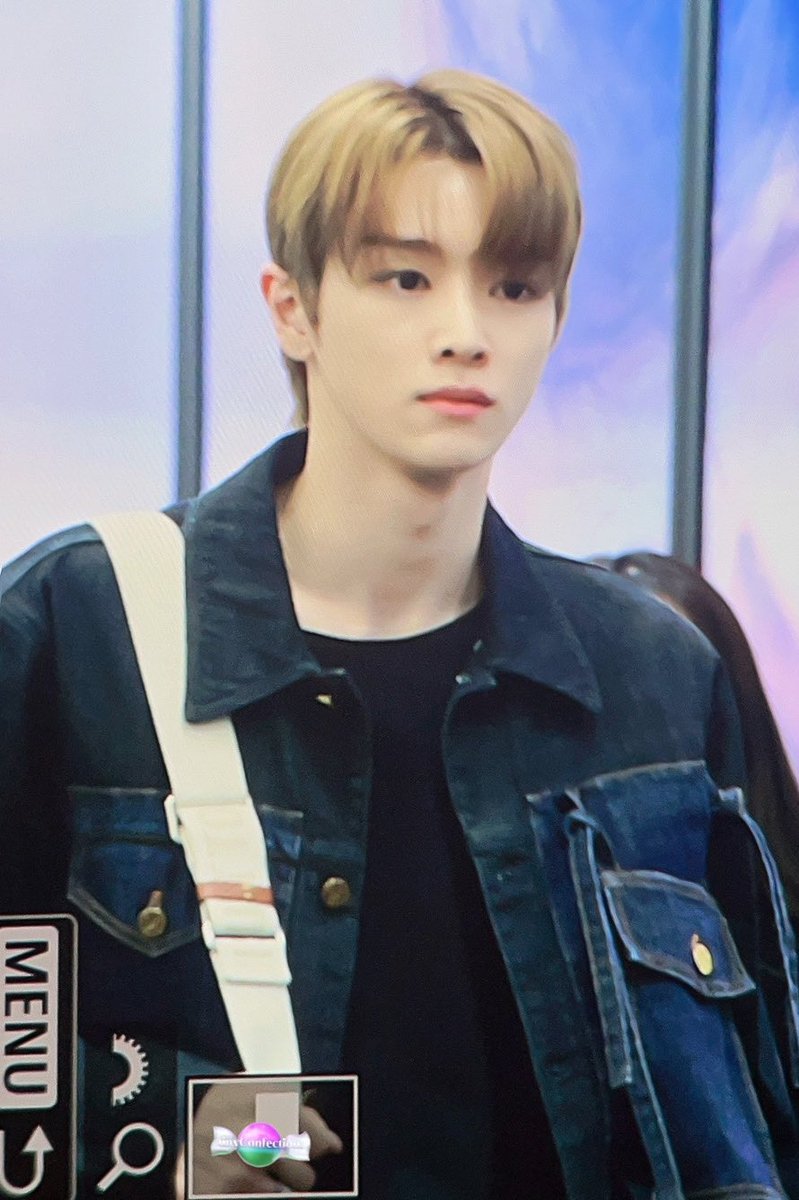 tinyConfection's tweet photo. 231126 NRT

#성찬 #SUNGCHAN #라이즈 #RIIZE https://t.co/eh1MY7NuiP