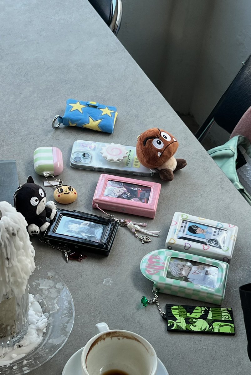 𝐜𝐡𝐮𝐮 🕯️ tweet media