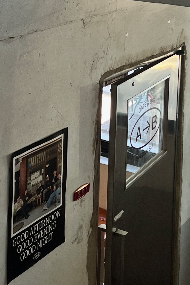 𝐜𝐡𝐮𝐮 🕯️ tweet media