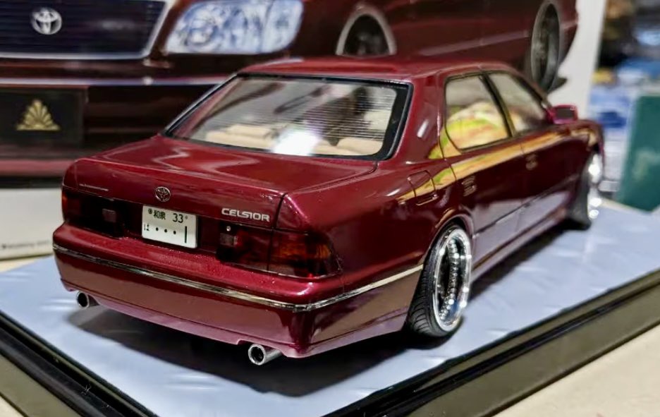 nabech_official's tweet photo. 【本日の愛車っ💕No.1239】

yoshifumi Hosokawaさんの
「TOYOTA オートクチュール USF21 セルシオ 1997」

#なべさんのチャンネル
#nabesan
#カーモデル
#視聴者さん作品画像投稿
#USF21
#セルシオ
#アオシマ https://t.co/s4w5f9d9QC