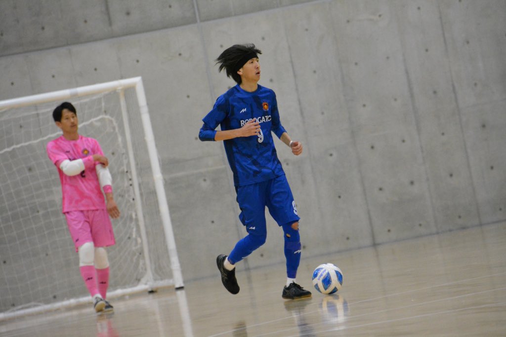 robogato2003's tweet photo. 【全日本フットサル選手権愛知県予選の結果】
11月26日日曜日
14時kickoff
@オーシャンズフィールド
vs.PRIDE /Futsal arena segund
5-1 win✨
得点者：新田、宮内、水野、小久保×2

次の試合に向けてしっかり準備していきたいと思います！
応援ありがとうございました！ https://t.co/yrT9WvLI9O