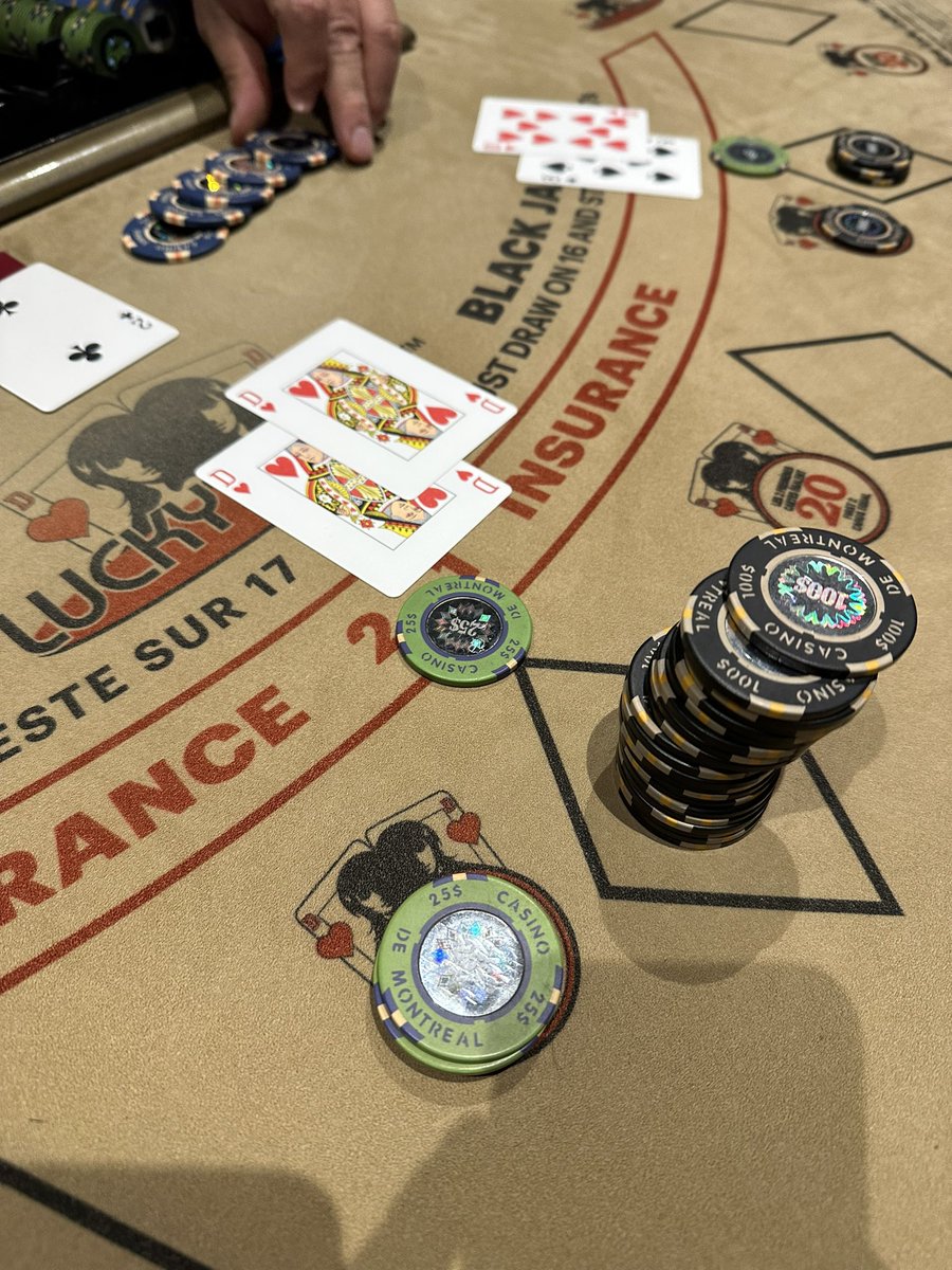 Lucky ladies side bet !! ♥️♥️