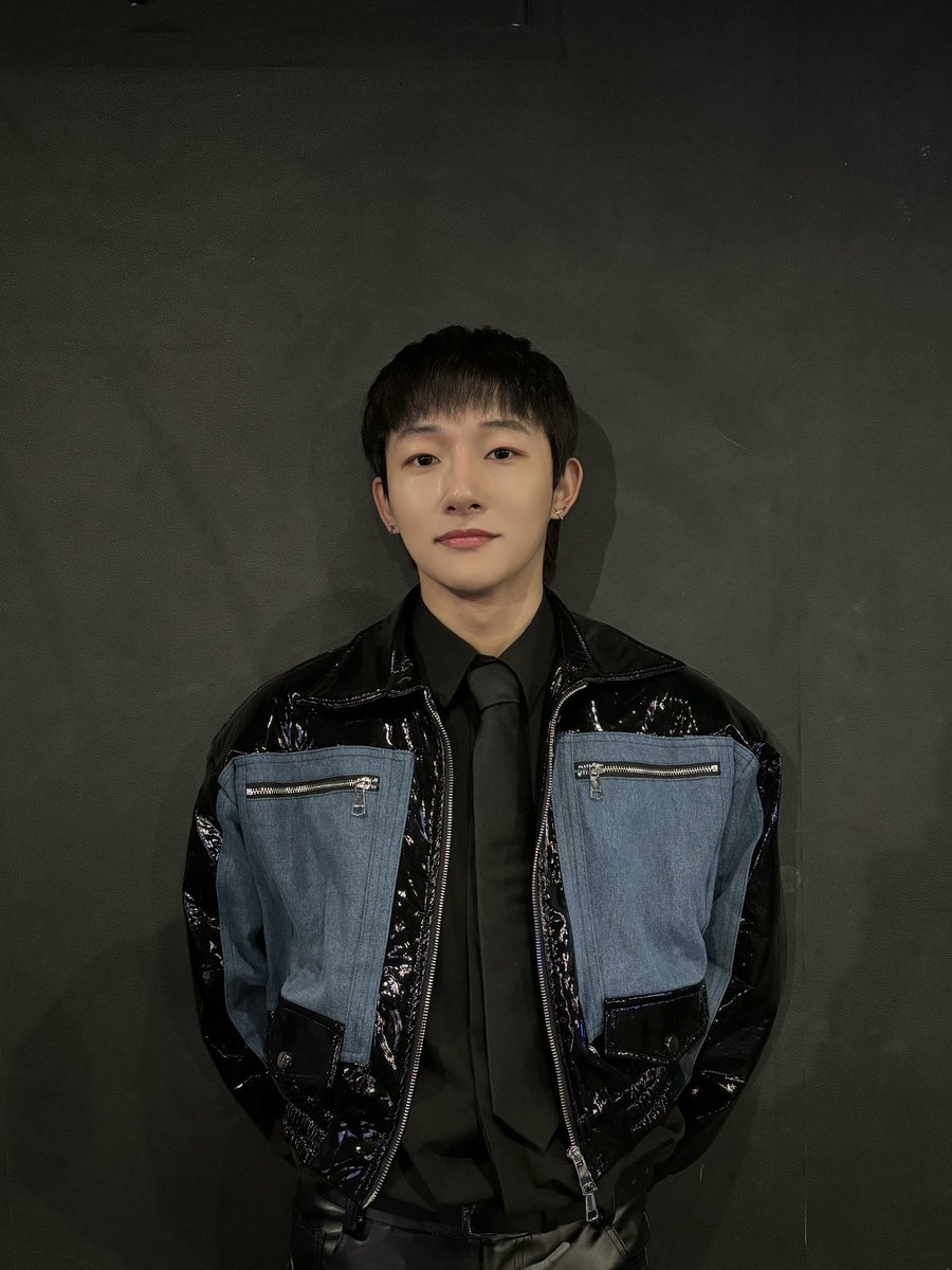 bz_boys's tweet photo. [#청공소년]

이번주도 수고 많았어요 블루니스 💙
来週も一緒に頑張りましょう 😘 https://t.co/JbDDj4fc80