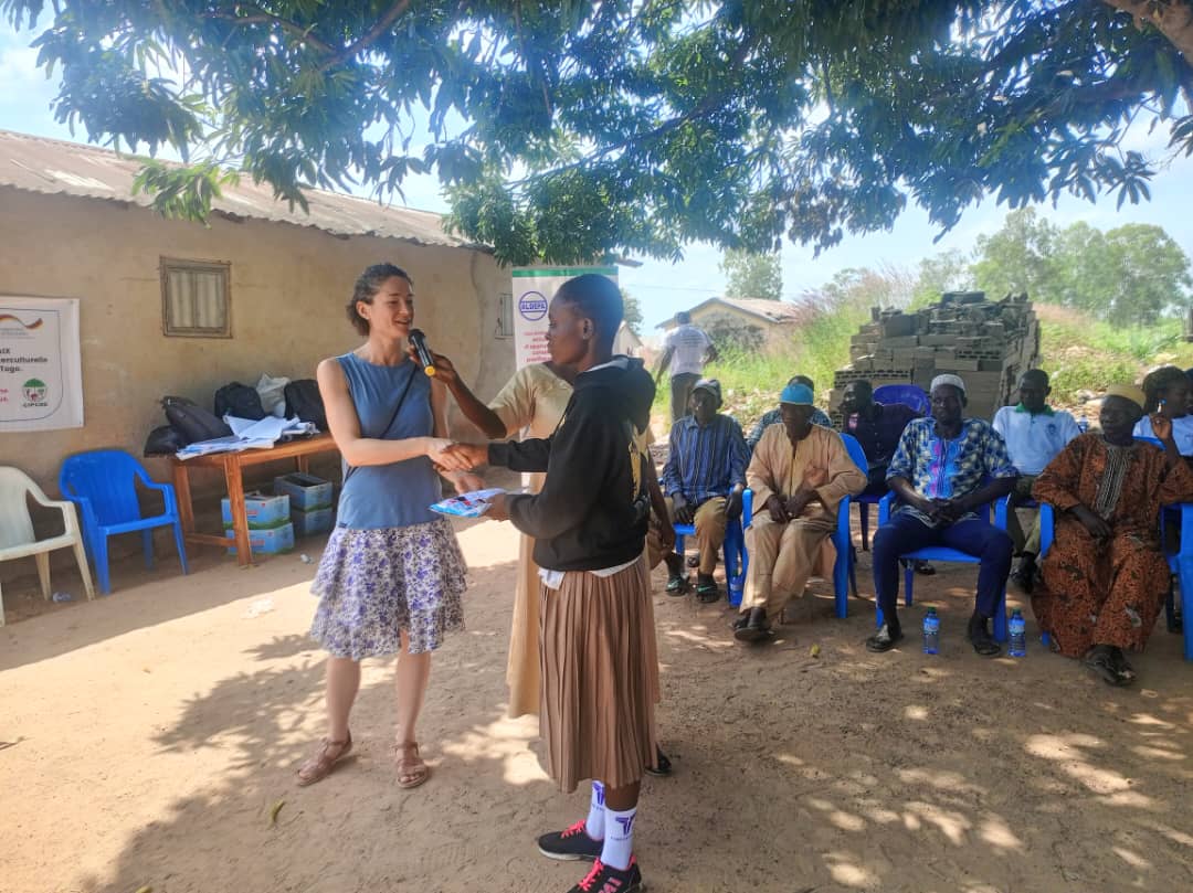 CreusetTOGO's tweet photo. Luise Hoffman a effectué une mission de terrain au #Togo au cours de ce mois de novembre 2023.

Avec #KiRA, c’est plusieurs années de partenariat avec divers projets en faveur des jeunes notamment les #enfants #BMZ #Cooperation #Allemagne #Sokode 

https://t.co/XixP2zDIiz https://t.co/lzu3uX9Rqx