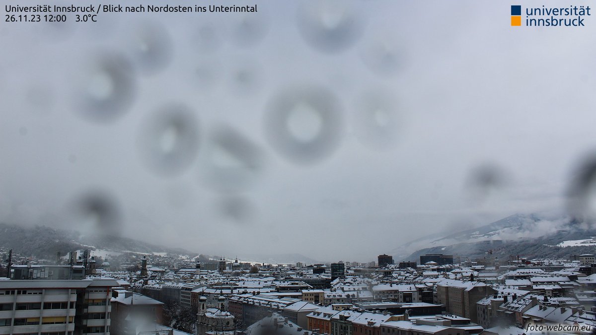 Richtig winterlich ❄️❄️ inzwischen vielerorts, Neuschnee seit vorgestern: 
60cm in Schröcken
60 Mittelberg
55 Langen/Arlberg
44 Saalbach
41 Seefeld
39 Ramsau
27 Radstadt
24 St. Johann/Pongau
23 Kufstein
20 Irdning/Ennstal
18 Kitzbühel
18 Landeck
17 Lunz
12 Mondsee
~10 Innsbruck