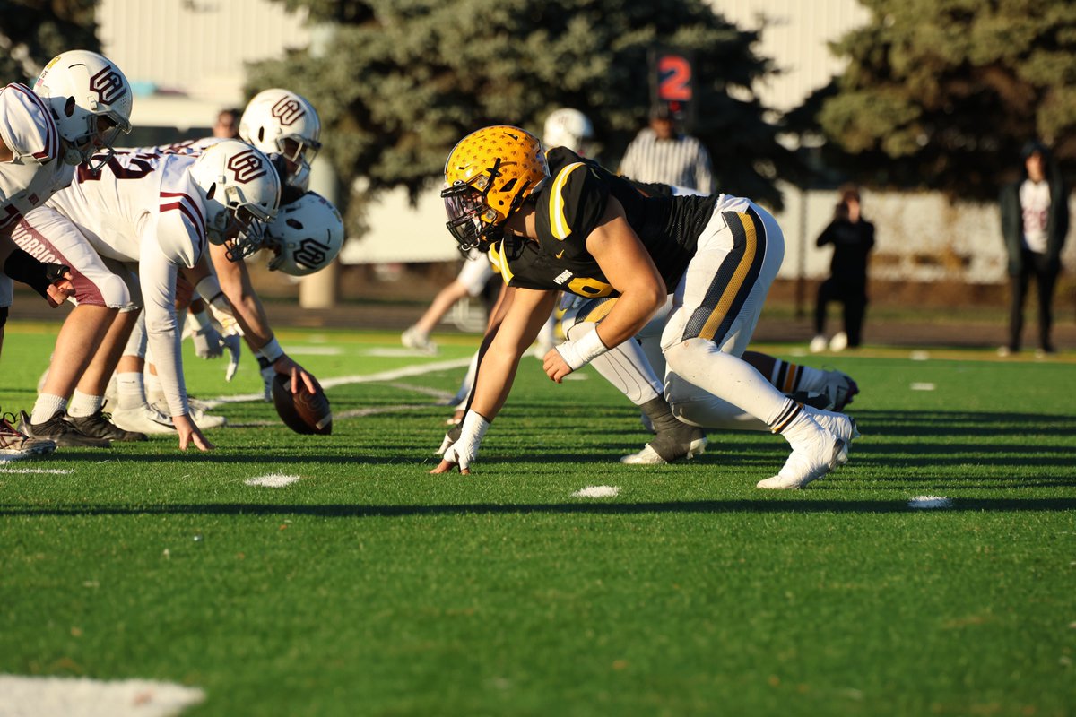HeyQuinniee's tweet photo. Football season is over... what to do now!?! Hell of a season St. Laurence! Special shout out to my Bro #9, a phenomenal player. You made history. Never give up, play every second as if its the last second of the game. Stay humble. Stay great. Stay driven!

#9 #hustlemotivation https://t.co/W7Ek0v3Ovk