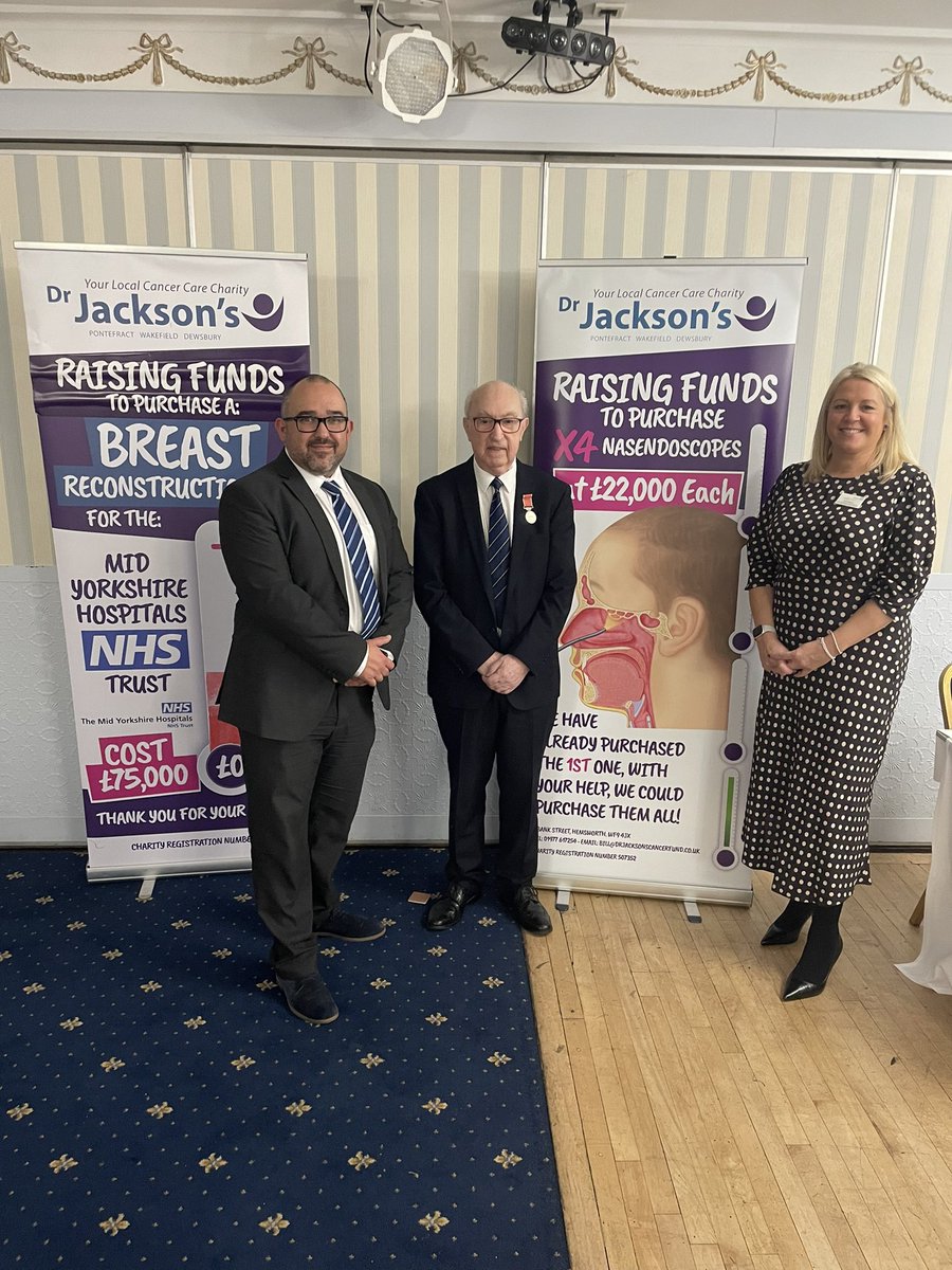 Great afternoon at the Dr Jackson Founders lunch with @MattEngland12 The charity raises loads of funds to support our cancer patients - Thankyou ❤️ @DosMyht @MY_NHSCharity @MidYorkshireNHS @Chrisevans29 @MY_LenRichards @KeithRamsay8 @EarlGreyHudds