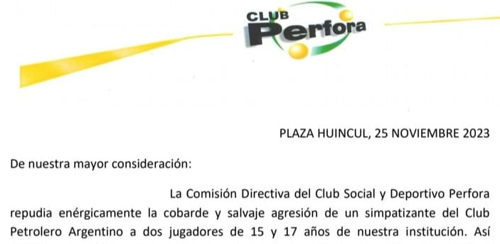 lavozdelneuquen's tweet photo. "Botellazo" en la cabeza a una chiquita de 12 años: graves desmanes en Petro- Pérfora
https://t.co/EdScSSS7d2
#plaza #huincul #petro #perfora https://t.co/chP7F0qoEu