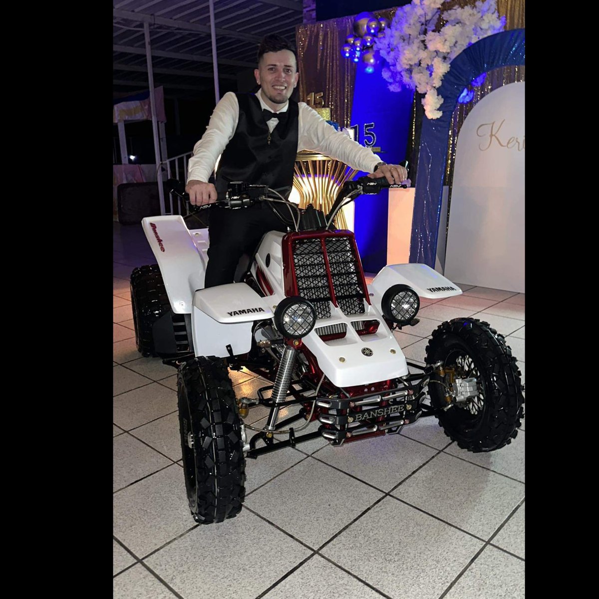 Js_gca27's tweet photo. Quinceañera 🇵🇷😍 https://t.co/agUO5R6sTT