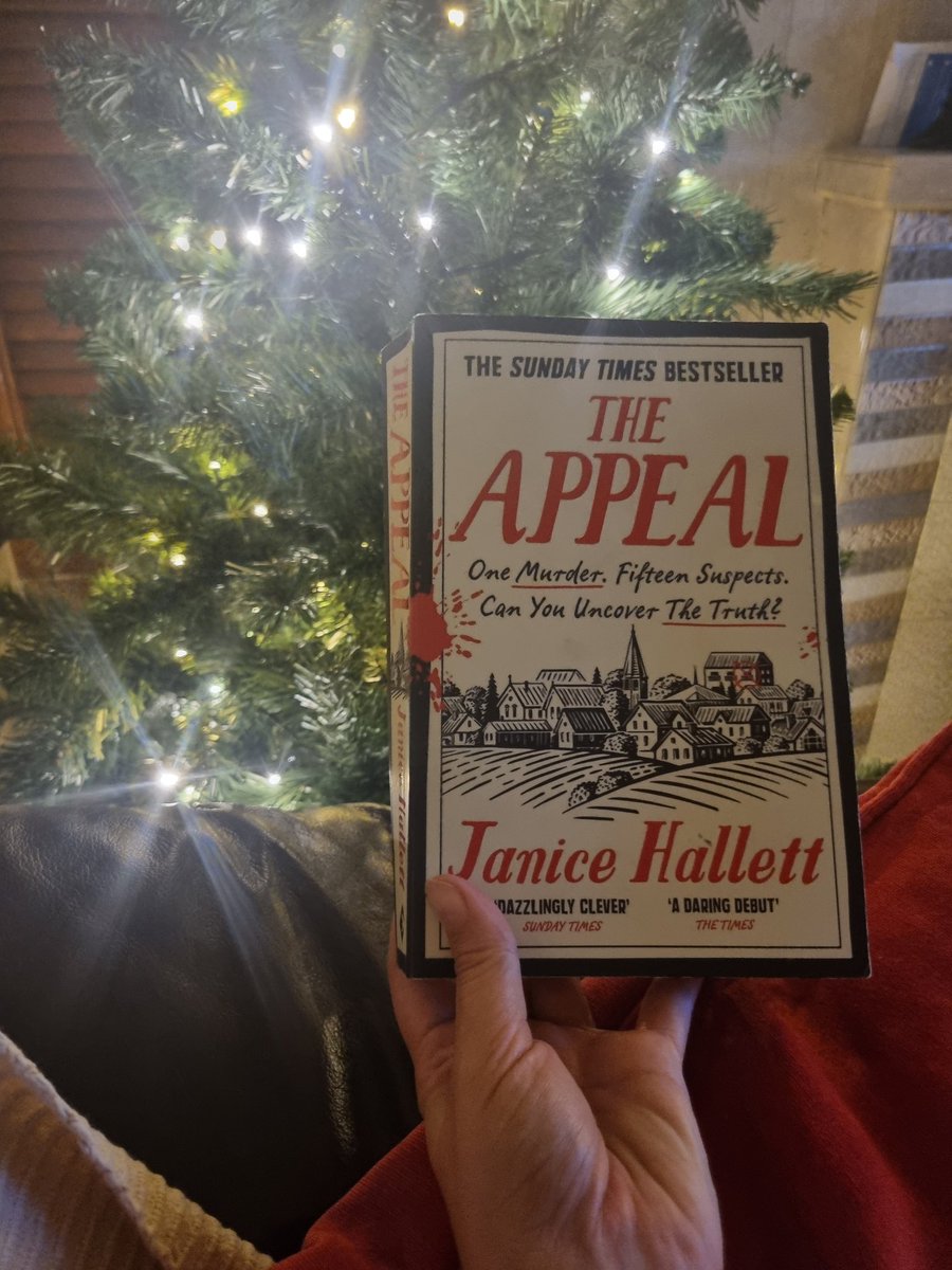 Finally got round to reading this. @KReadingmachine you were right such an interesting way to read a story. Hoping Santa will bring me the #Christmasappeal @JaniceHallett #readingforpleasure #reading #BookTwitter #bookX