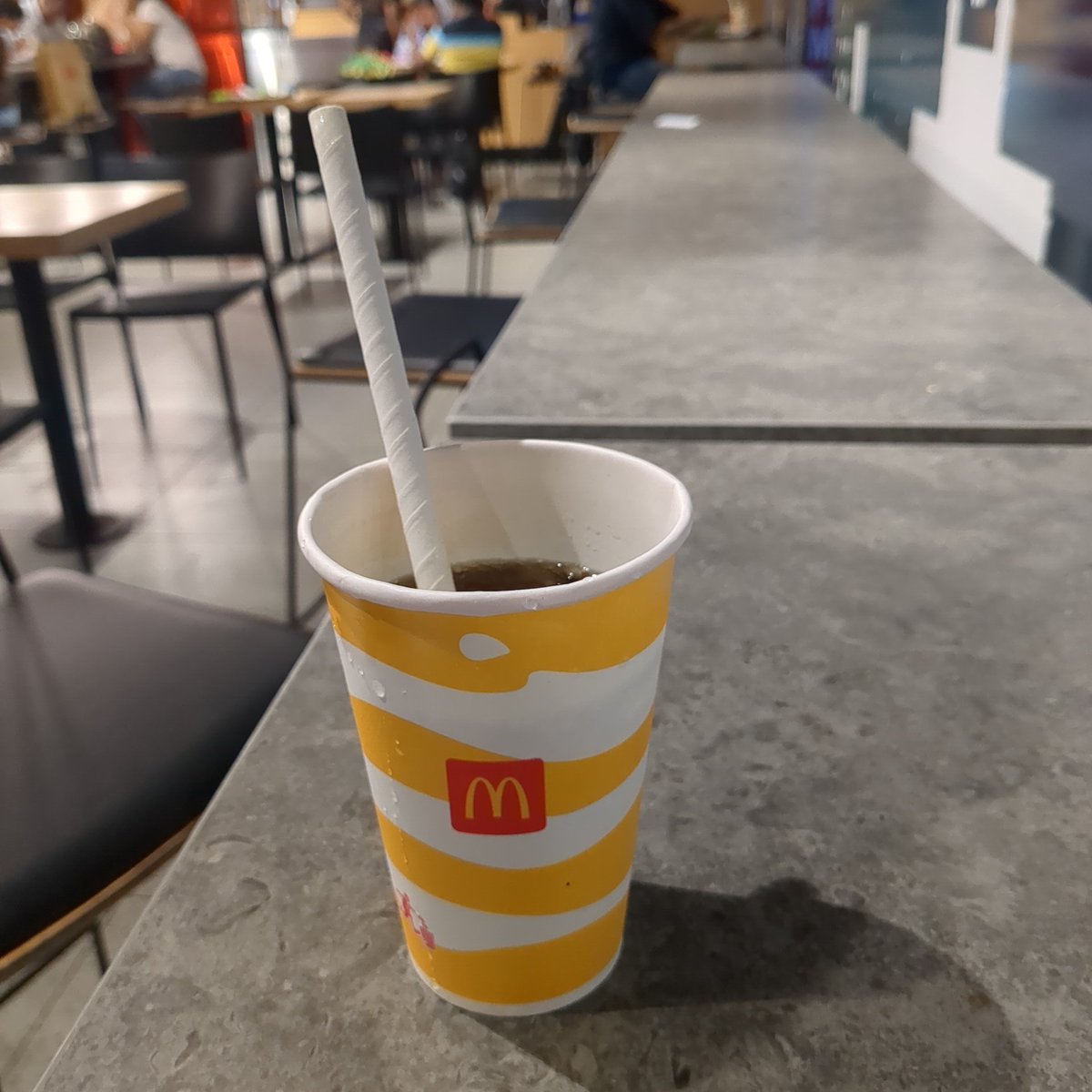kr_sonu69's tweet photo. Coke hits different at Mcd. https://t.co/NIXc4QcMOE