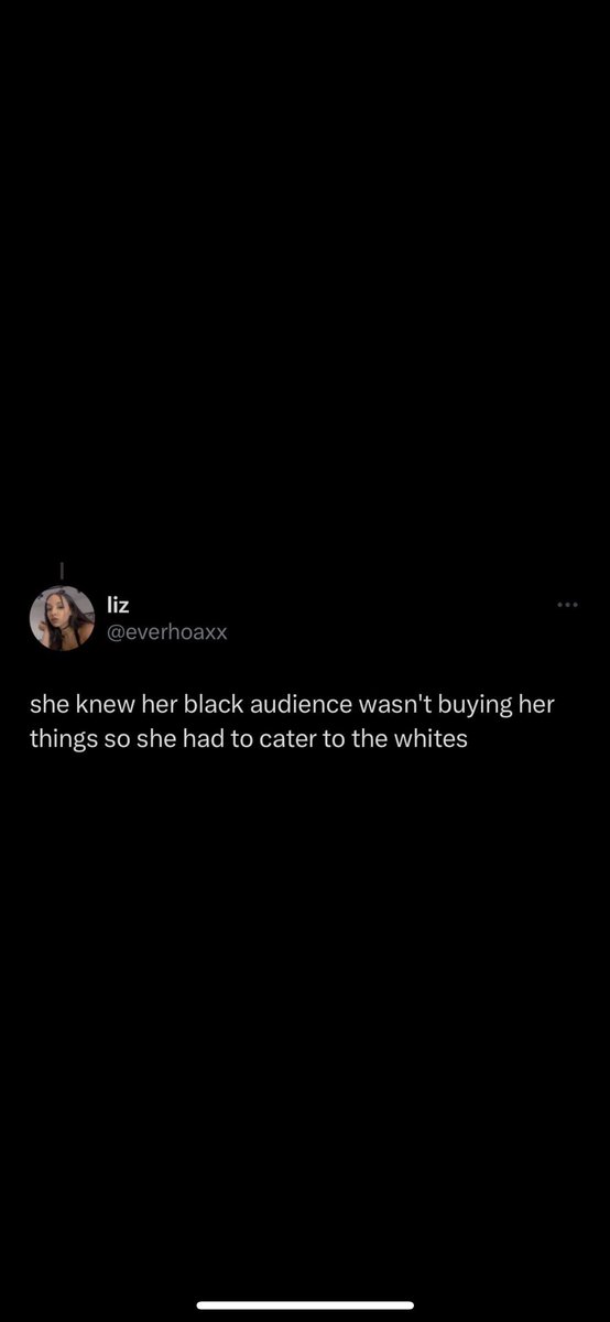 msyonceslay's tweet photo. Swifties are a different breed of racist. But at the end of day your WHITE fave is highly influenced by a BLACK artist &amp; they’re still crying over it. https://t.co/ODgw8rjJ30