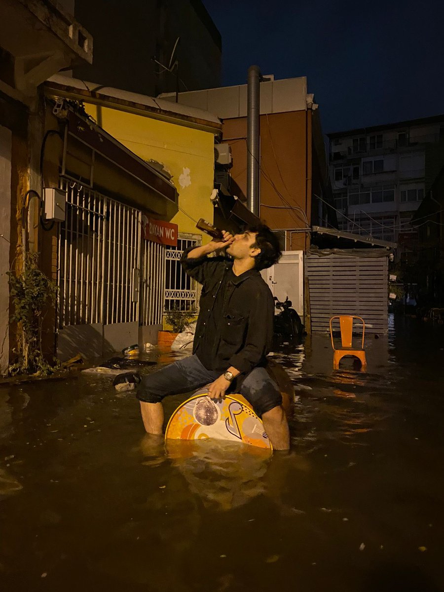 izmir harika her yer denize sıfır